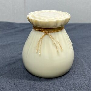 Yardley London Women Vintage Face Powder Jar Milk Glass Cream 2.75in Mid Century